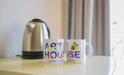Art House - 11