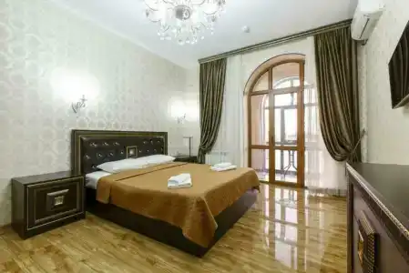 Галина на Ленина - 21