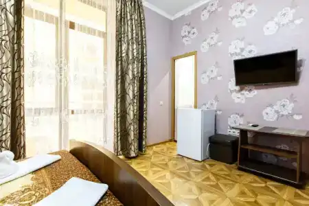 Галина на Ленина - 57