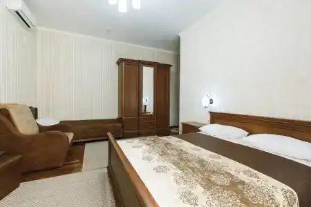 Галина на Ленина - 50