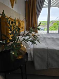 BrigHouse - 20