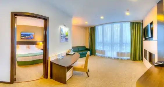Reston & Spa - 8