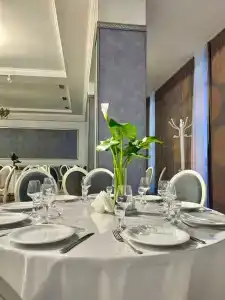 Grand House - 7