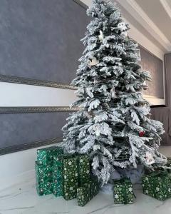 Grand House - 13