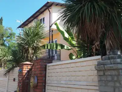 Прибрежный - 1