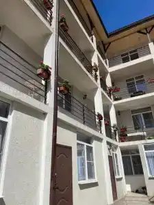 Гостевой дом на проспекте Владислава Ардзинба - 1