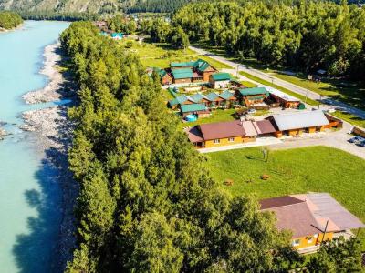 Altay Bereg в Горах На Берегу Реки - 20