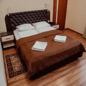 Brothershotel - 2