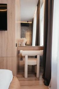 Suite Hotel - 87