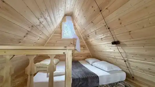 Golden Roof - 11