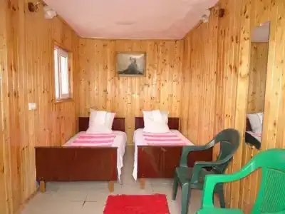 У Ларисы - 1