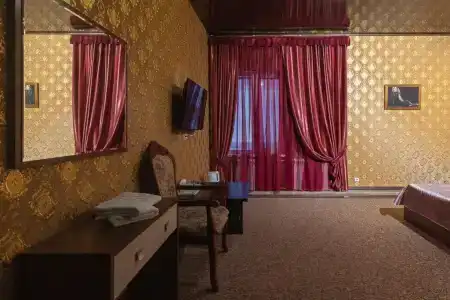 Premium Hotel - 4