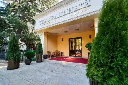 Grand Way Театральный - 1