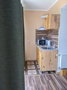 в Александровской - 20