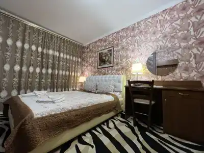 Home - 16