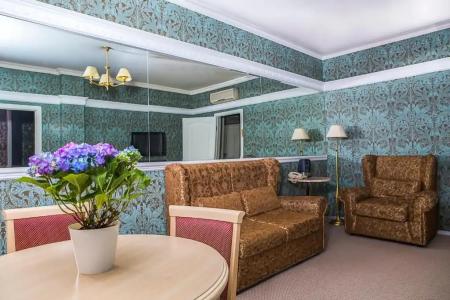 Best City Hotel - 56