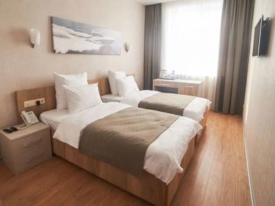 F911 Hotel Яхт клуб - 11