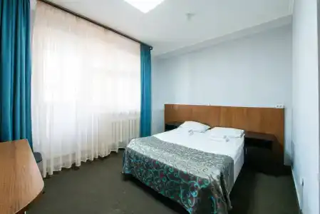 Азалия на Московской - 9
