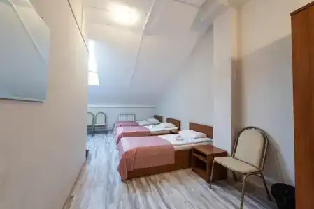 Азалия на Московской - 105