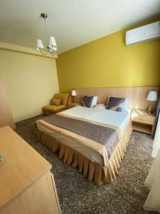 Marina Inn - 8