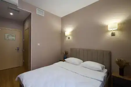 Uhotel - 27