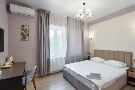 Uhotel - 28