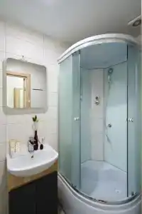 Uhotel - 31