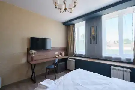 Uhotel - 33