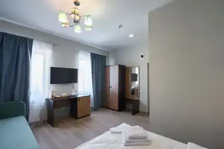 Uhotel - 40