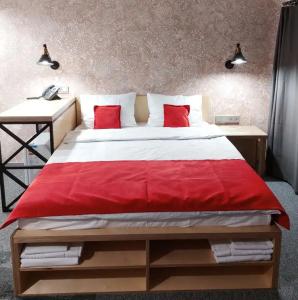 на Михайловской 9 - 130