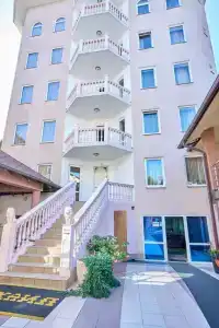 Эльбрус на Хмельницкого - 0