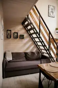 Hilly Rest - 25