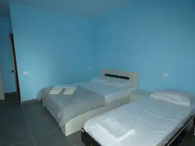Три тополя - 16