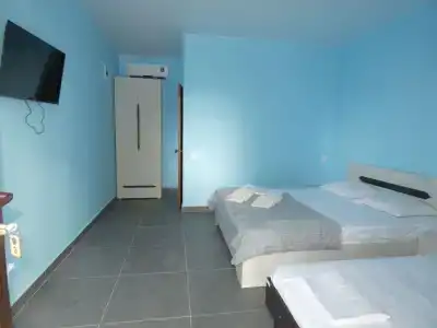 Три тополя - 15