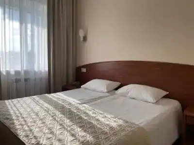 Чистые Пруды - 100