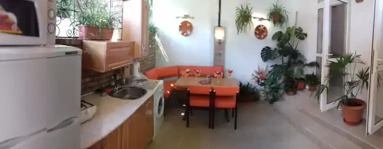 на Строителей, 9 - 10