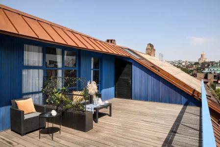 Blue Balcony - 52
