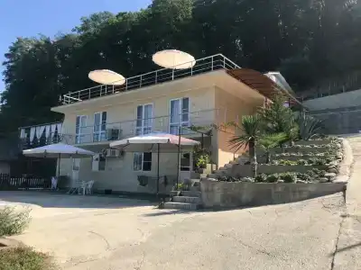 G - 9