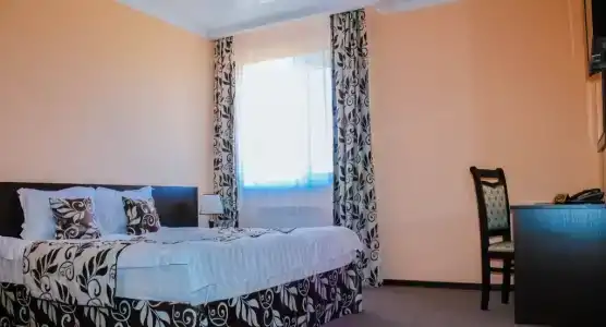 Family Inn - 5