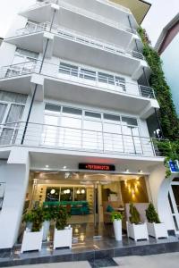 Private residence - 16