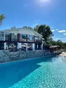 Cinema Capsula Dolphin Planet - 31