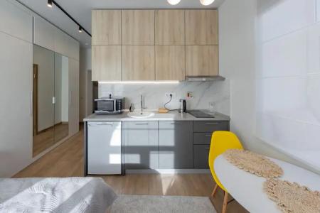 Karl House - 21