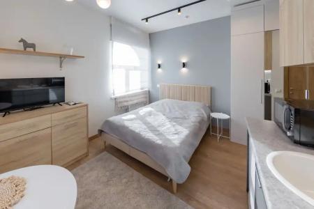 Karl House - 20