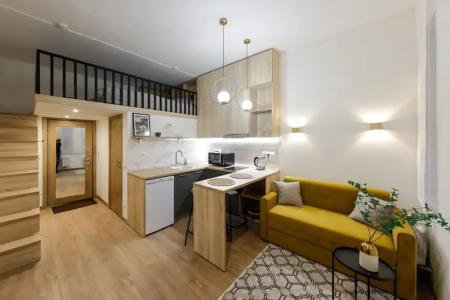 Karl House - 27