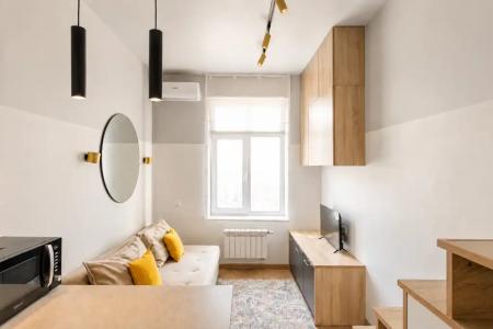 Karl House - 29