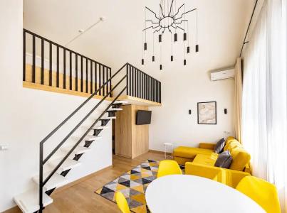 Karl House - 47