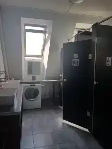 Hostelroof_vl - 6