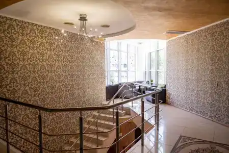 Lucky House - 2