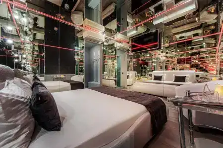 Алекс отель на Дыбенко - 20