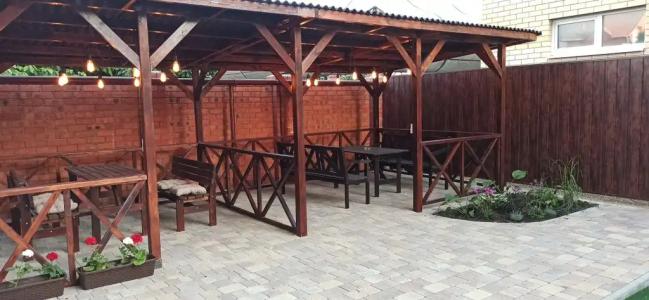 House 9 - 85